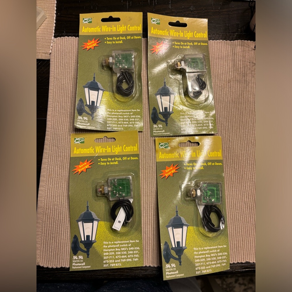 Hampton Bay automatic wire light control